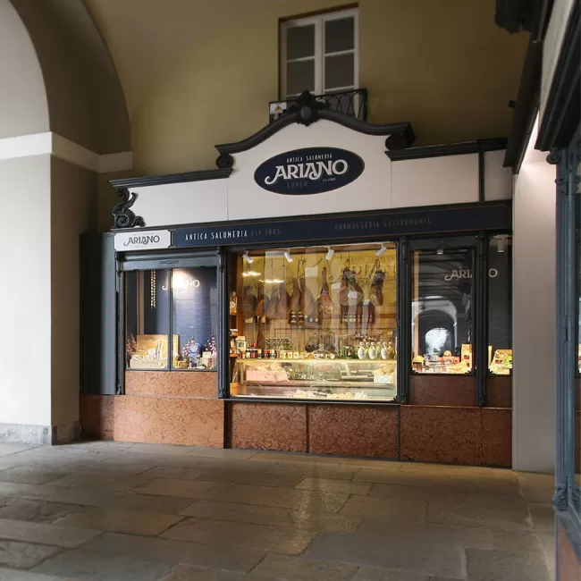 Antica Salumeria Ariano, il negozio