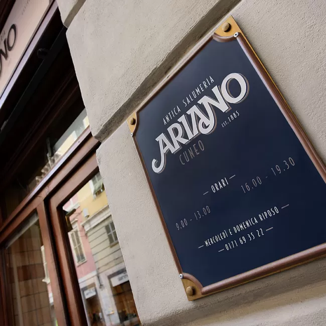 Antica Salumeria Ariano, il negozio